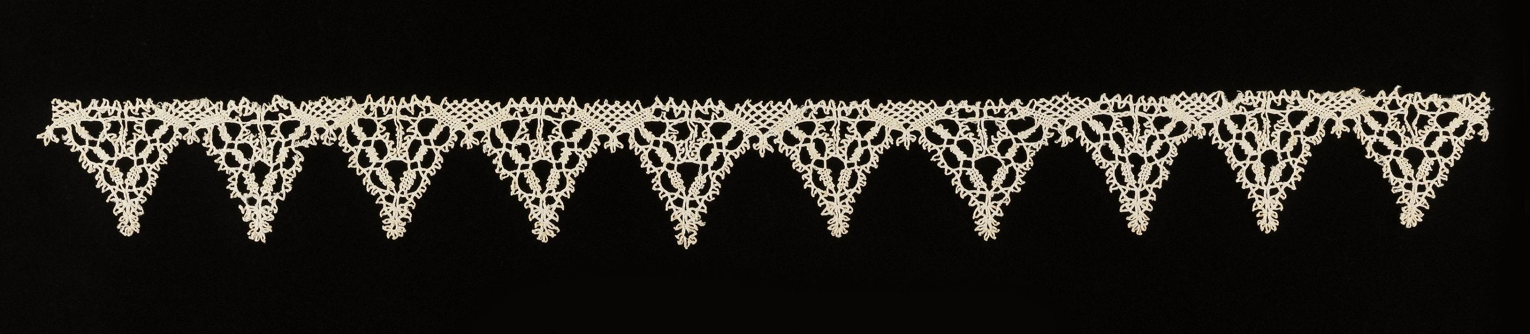 Border — Border. Medium: linen Technique: bobbin lace, continuous braid-like.