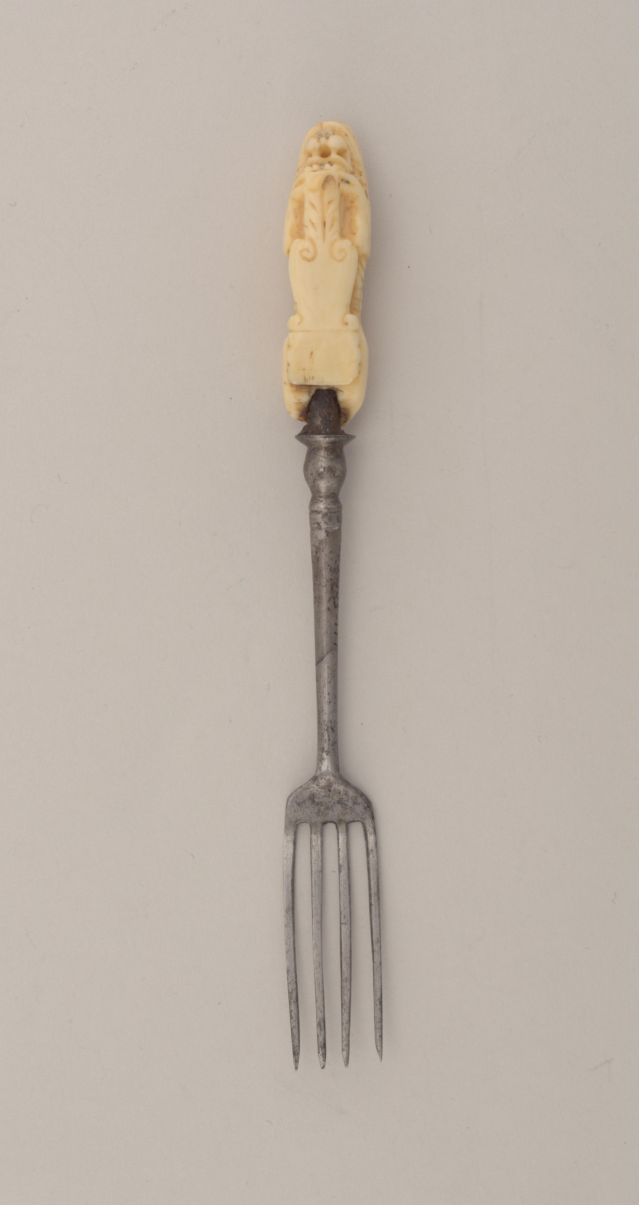 TRAVELING FORK WITH IVORY HANDLE