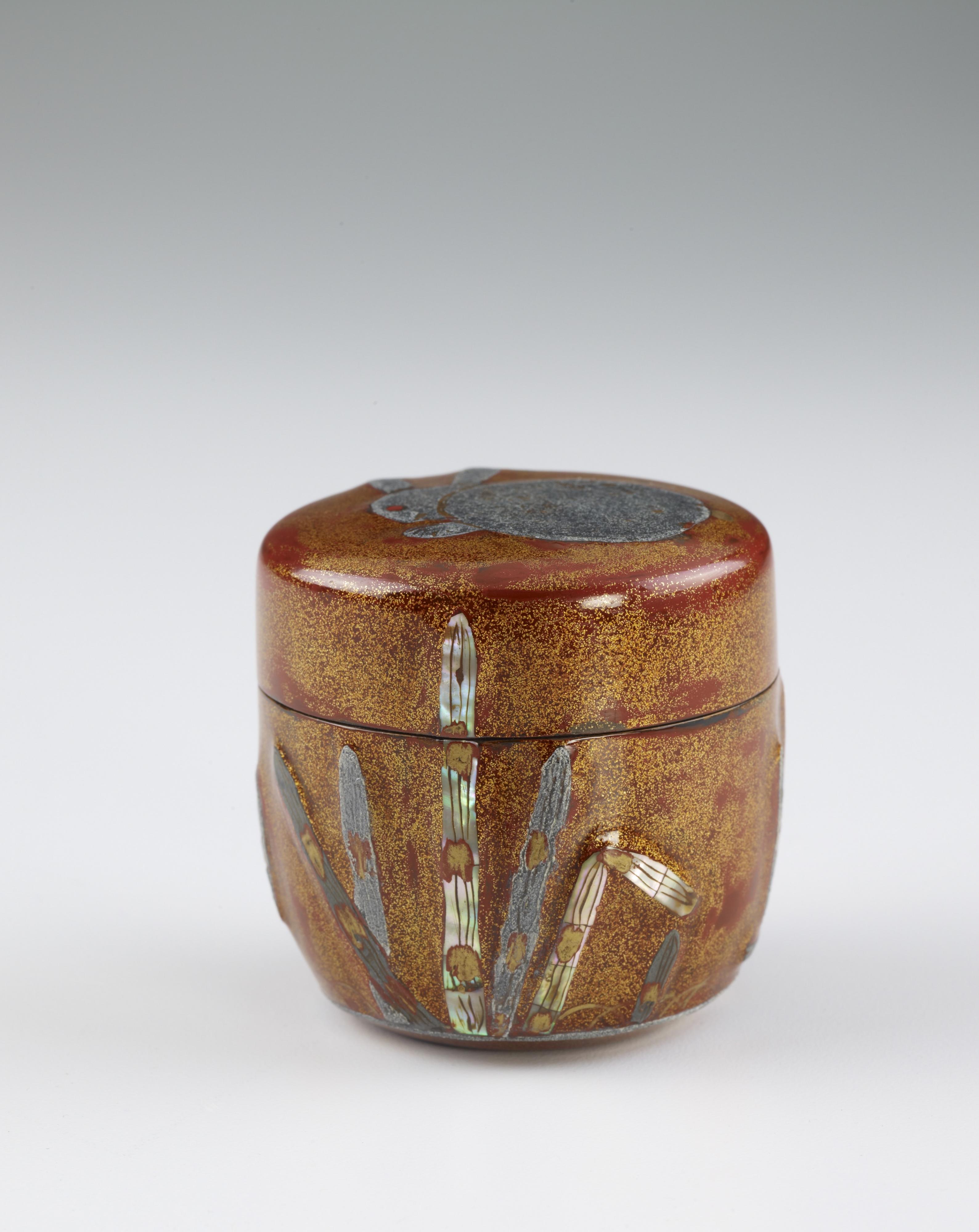 Tea container (natsume)